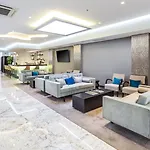 Empire Ξενοδοχείο 3*
