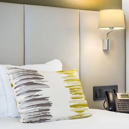 호텔 엠파이어 3*