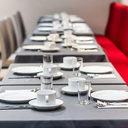 호텔 엠파이어 3*