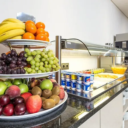 엠파이어 호텔 3*